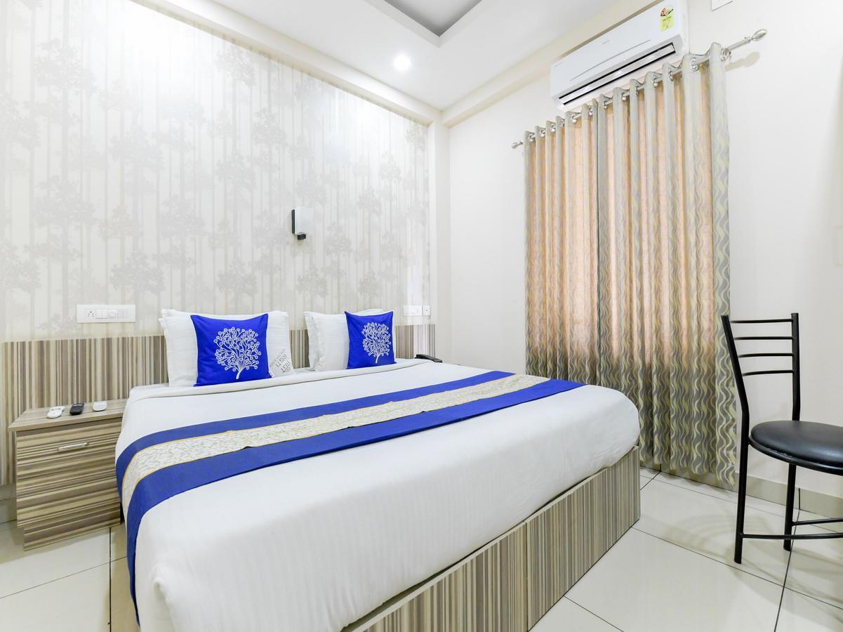 Oyo 7077 Reegate Inn Kochi Εξωτερικό φωτογραφία