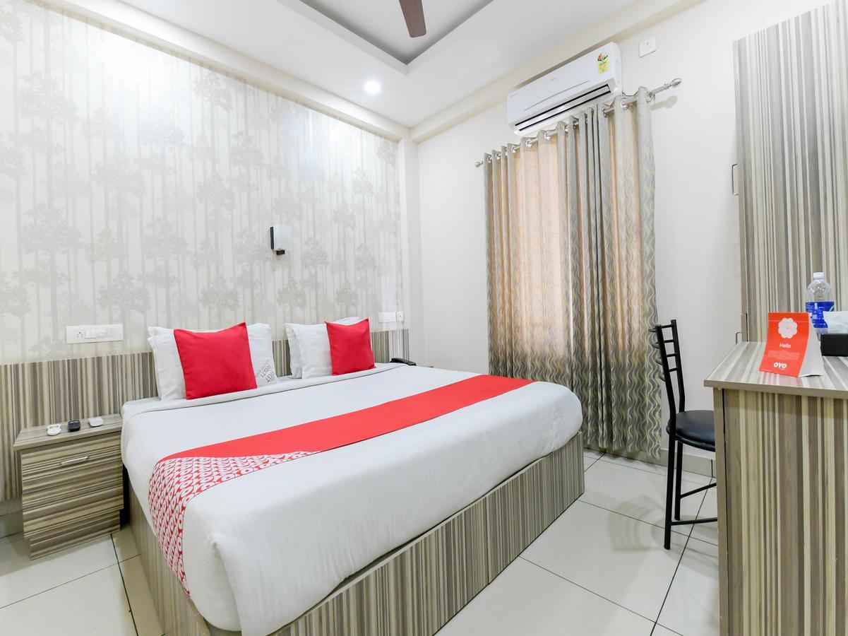 Oyo 7077 Reegate Inn Kochi Εξωτερικό φωτογραφία