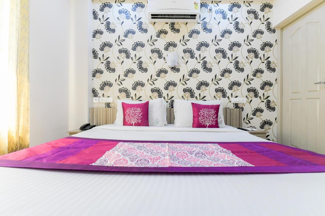 Oyo 7077 Reegate Inn Kochi Εξωτερικό φωτογραφία